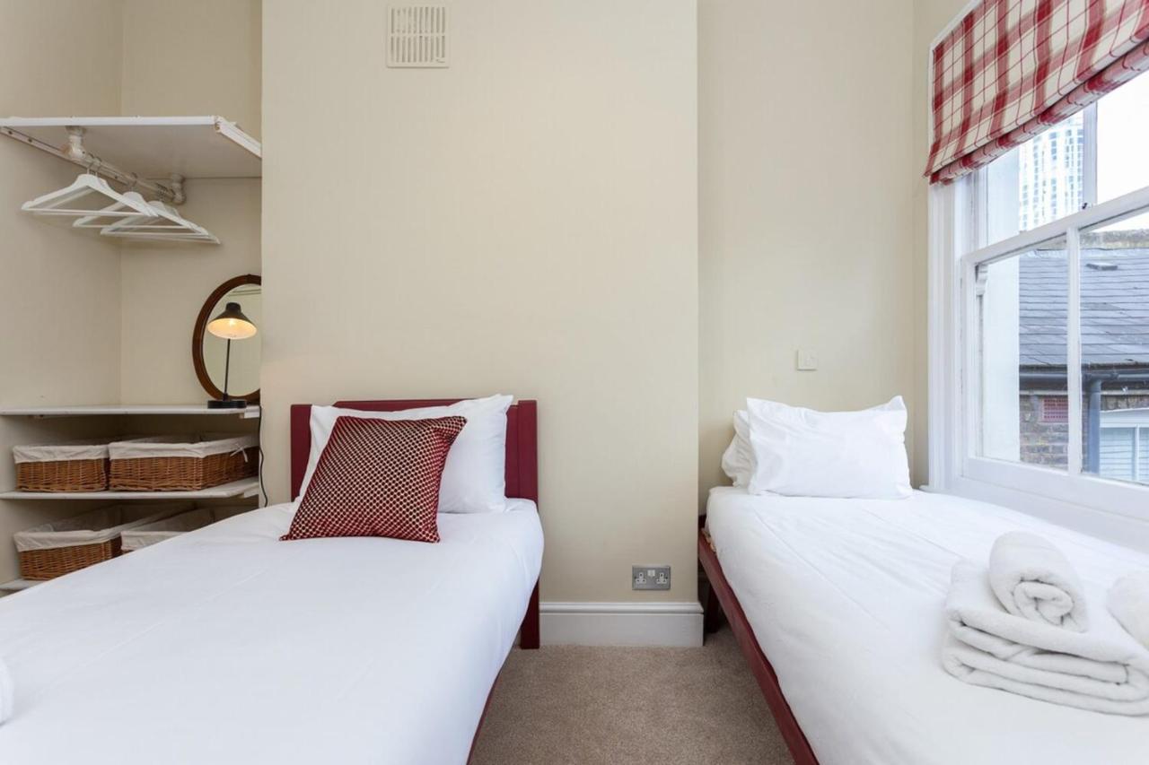 Quaint 2 Bedroom Flat - 9 Minutes Walk To Vauxhall Tube Лондон Екстериор снимка