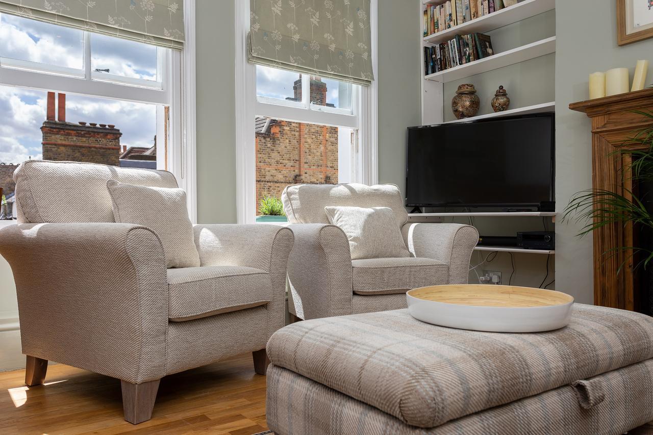 Quaint 2 Bedroom Flat - 9 Minutes Walk To Vauxhall Tube Лондон Екстериор снимка
